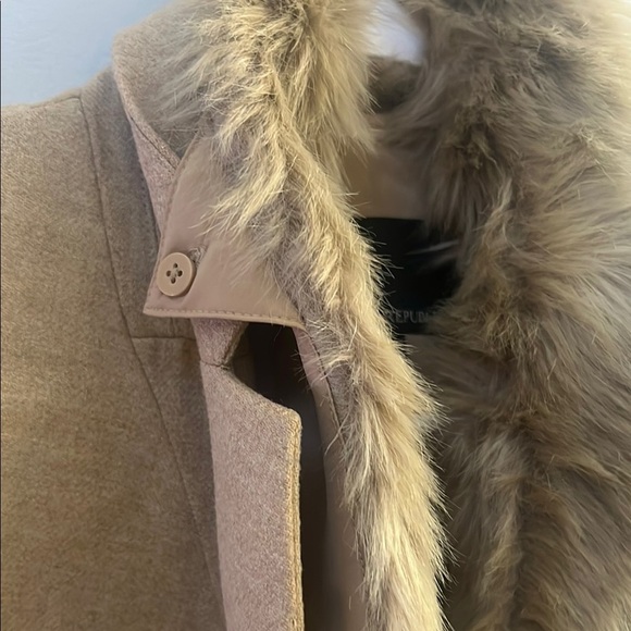 BANNA REPUBLIC - Elegant Tan Faux Fur Trimmed Women's Jacket size 12 - Picture 7 of 9